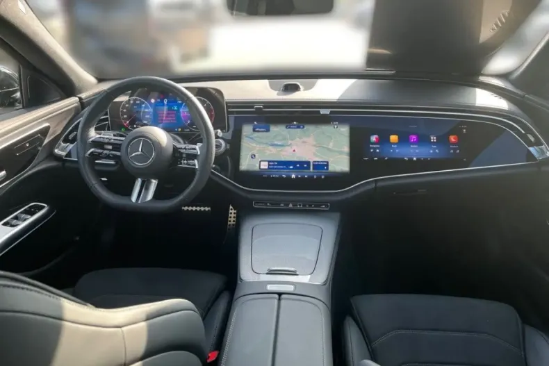 Mercedes-Benz E 220 (Clasa E) din 2025 cu 25.350 km - oferta MER187952 - foto 1