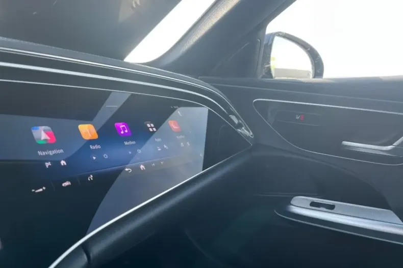 Mercedes-Benz E 220 (Clasa E) din 2025 cu 25.350 km - oferta MER187952 - foto 16