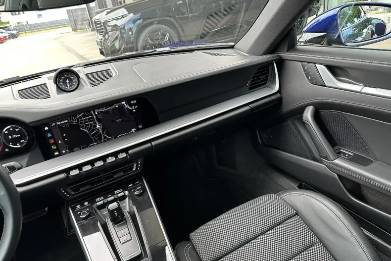 Porsche 992 din 2024 cu 6.834 km - oferta POR187955 - foto 31