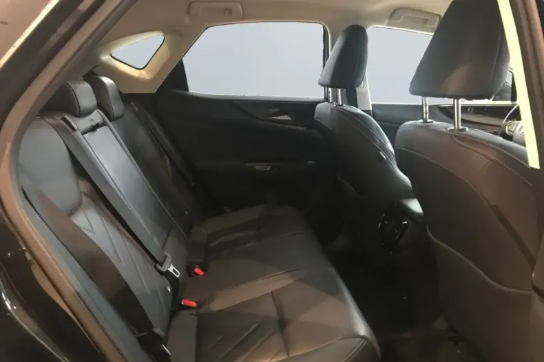 Lexus NX 450h din 2024 cu 29.979 km - oferta LEX187959 - foto 17