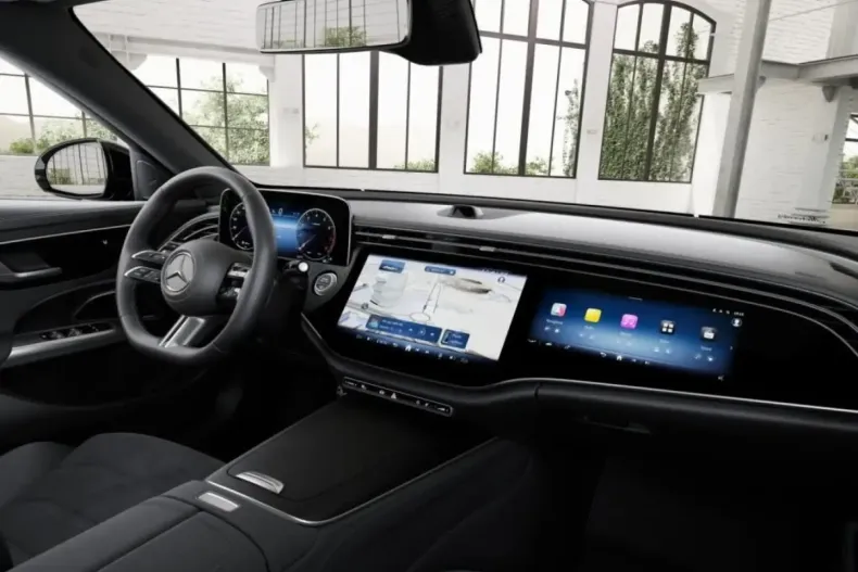 Mercedes-Benz E 200 (Clasa E) din 2024 cu 23.304 km - oferta MER187966 - foto 8