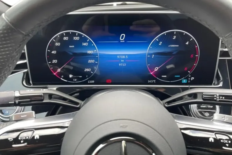 Mercedes-Benz E 220 (Clasa E) din 2024 cu 9.712 km - oferta MER187967 - foto 9