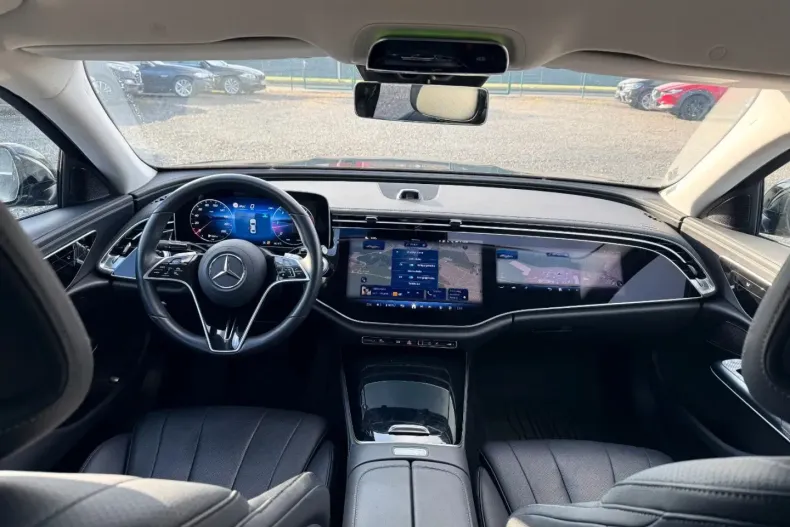 Mercedes-Benz E 200 (Clasa E) din 2025 cu 42.200 km - oferta MER187968 - foto 1