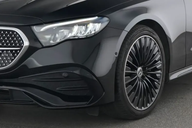 Mercedes-Benz E 220 (Clasa E) din 2024 cu 36.150 km - oferta MER187969 - foto 5