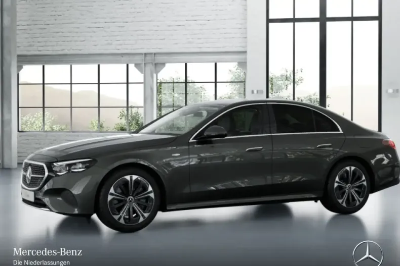 Mercedes-Benz E 300 (Clasa E) din 2025 cu 4.545 km - oferta MER187970 - foto 3