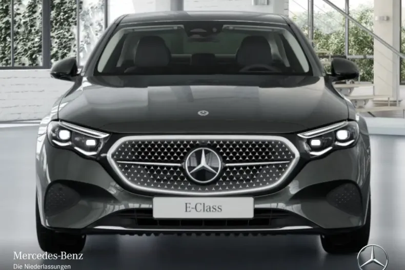 Mercedes-Benz E 300 (Clasa E) din 2025 cu 4.545 km - oferta MER187970 - foto 6