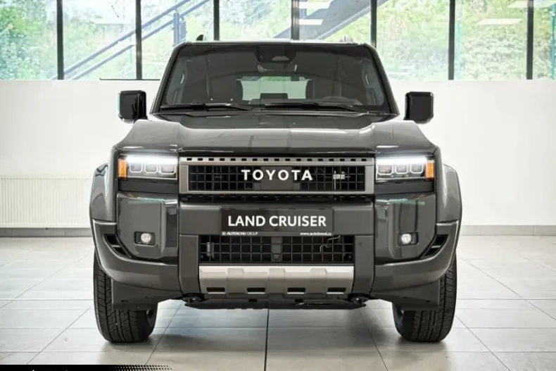 Toyota Land Cruiser din 2025 cu 2.000 km - oferta TOY187981 - foto 3