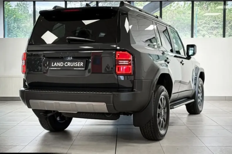 Toyota Land Cruiser din 2025 cu 2.000 km - oferta TOY187981 - foto 21