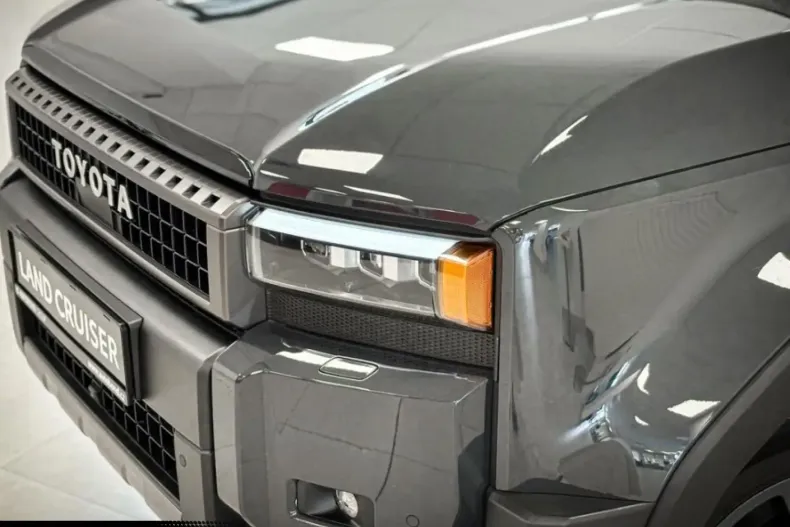 Toyota Land Cruiser din 2025 cu 2.000 km - oferta TOY187981 - foto 22