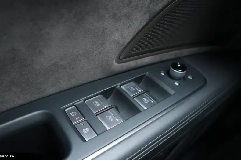 Audi A8 din 2022 cu 80.679 km - oferta AUD187982 - foto 24