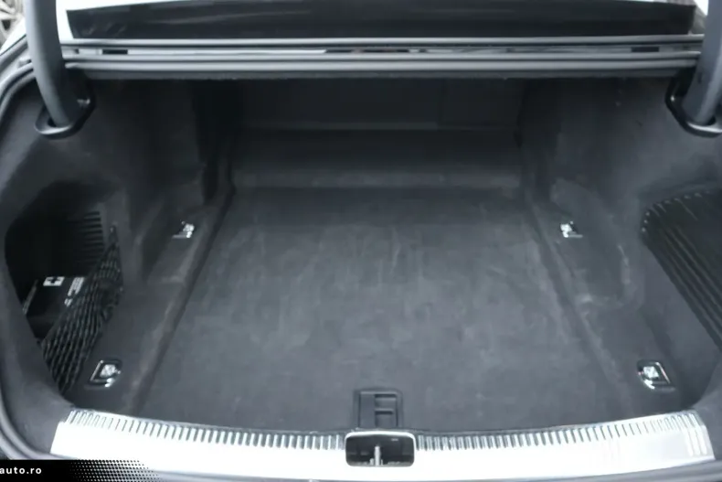 Audi A8 din 2022 cu 80.679 km - oferta AUD187982 - foto 38