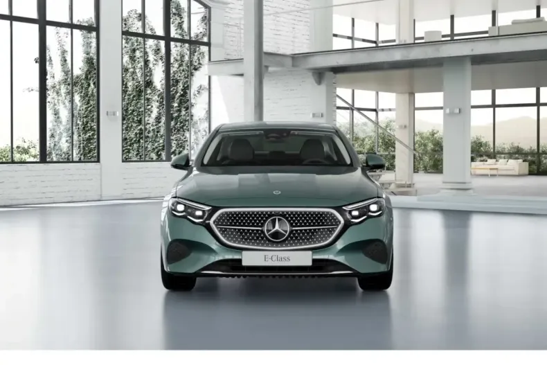 Mercedes-Benz E 300 (Clasa E) din 2024 cu 6.611 km - oferta MER187985 - foto 3