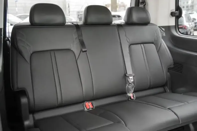 Hyundai STARIA din 2025 cu 10 km - oferta HYU187990 - foto 7