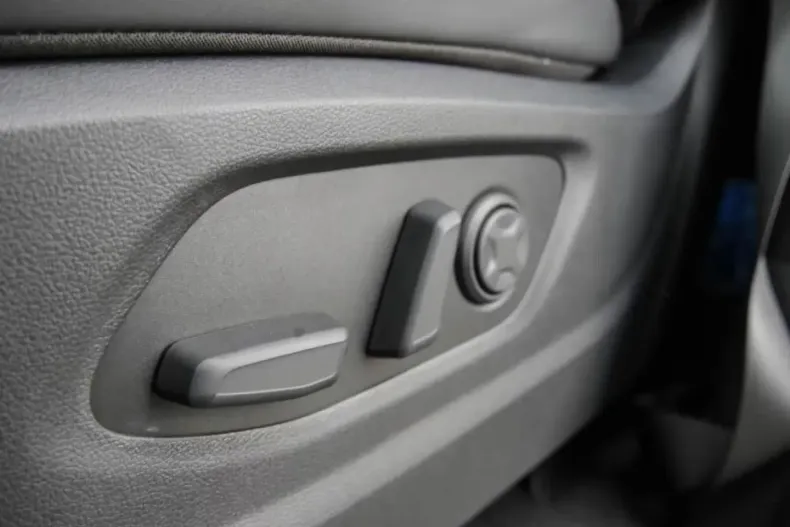 Hyundai STARIA din 2025 cu 10 km - oferta HYU187990 - foto 10