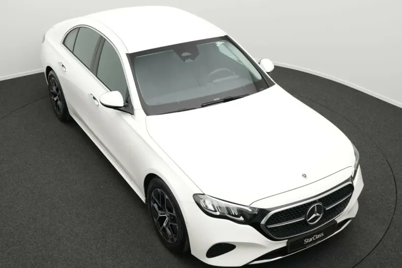 Mercedes-Benz E 200 (Clasa E) din 2024 cu 13.581 km - oferta MER187991 - foto 10