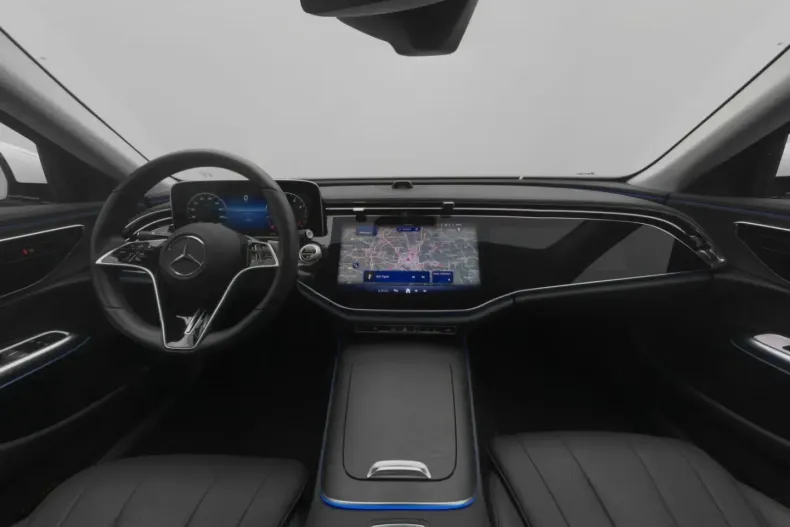 Mercedes-Benz E 200 (Clasa E) din 2024 cu 13.581 km - oferta MER187991 - foto 16