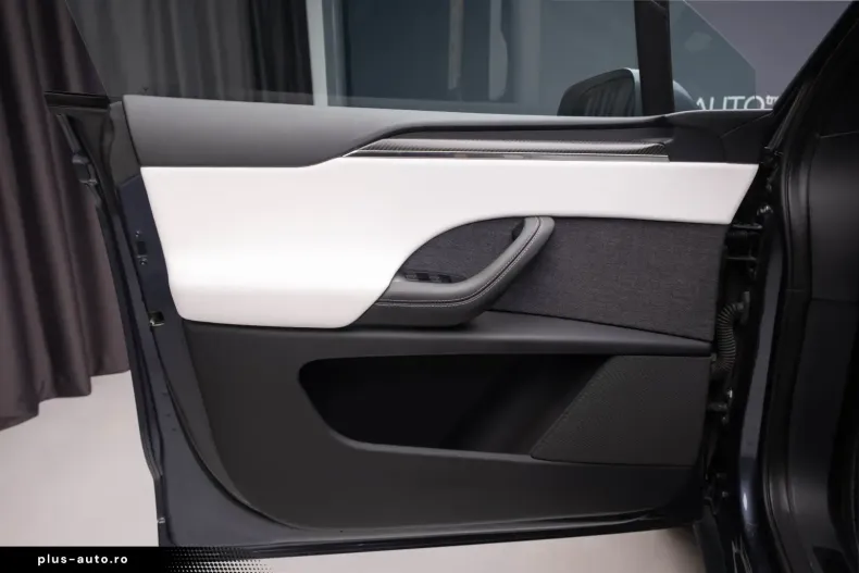 Tesla Model X din 2023 cu 16.100 km - oferta TES187996 - foto 33
