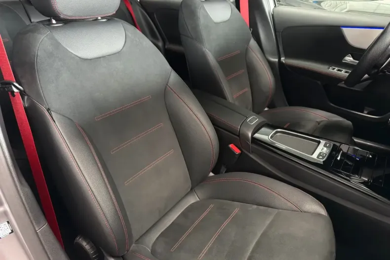 Mercedes-Benz A 35 AMG (Clasa A) din 2024 cu 21.415 km - oferta MER188006 - foto 6