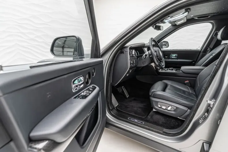 Rolls-Royce Cullinan din 2022 cu 35.155 km - oferta ROL188016 - foto 17