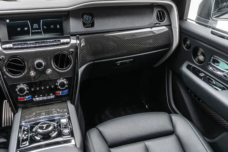 Rolls-Royce Cullinan din 2022 cu 35.155 km - oferta ROL188016 - foto 29