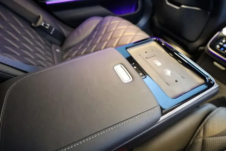 Mercedes-Benz S 400 (Clasa S) din 2024 cu 12.783 km - oferta MER188028 - foto 8