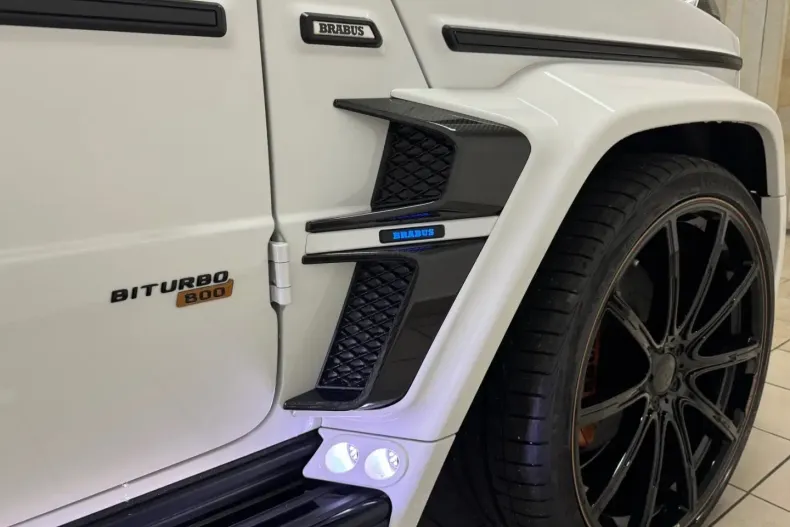 Mercedes-Benz G 63 AMG (Clasa G) din 2023 cu 8.900 km - oferta MER188033 - foto 24