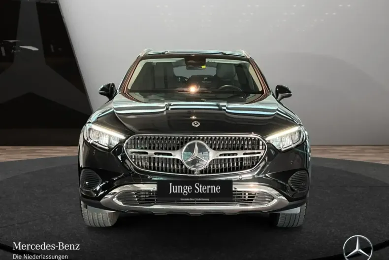 Mercedes-Benz GLC 300 (Clasa GLC) din 2024 cu 18.101 km - oferta MER188037 - foto 2