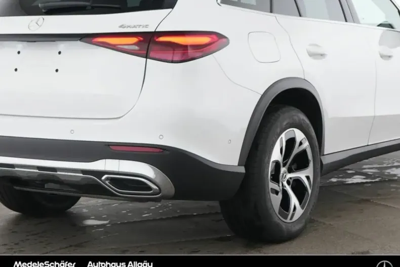 Mercedes-Benz GLC 300 (Clasa GLC) din 2024 cu 28.427 km - oferta MER188039 - foto 9