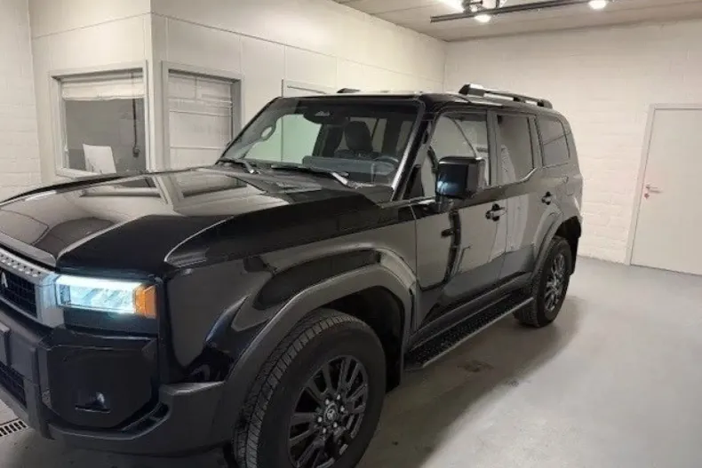 Toyota Land Cruiser din 2025 cu 56.000 km - oferta TOY188040 - foto 3