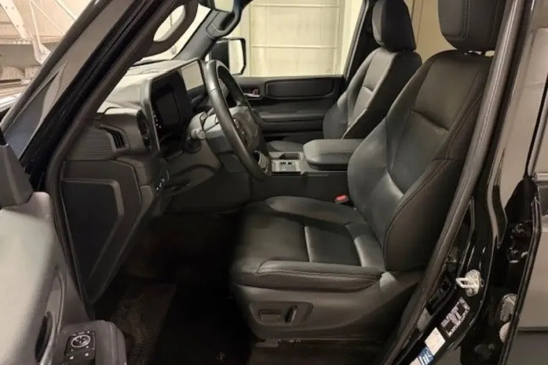 Toyota Land Cruiser din 2025 cu 56.000 km - oferta TOY188040 - foto 9