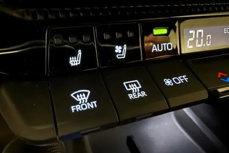 Toyota Land Cruiser din 2025 cu 56.000 km - oferta TOY188040 - foto 18