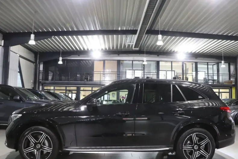 Mercedes-Benz GLC 300 (Clasa GLC) din 2024 cu 20.000 km - oferta MER188043 - foto 6