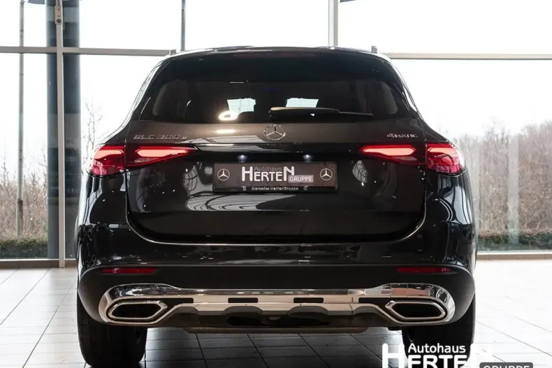 Mercedes-Benz GLC 300 (Clasa GLC) din 2024 cu 14.271 km - oferta MER188045 - foto 4