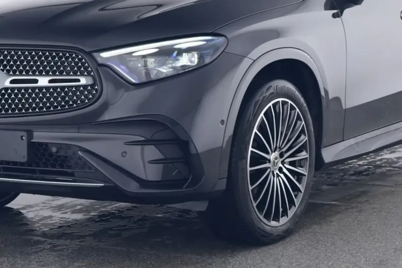 Mercedes-Benz GLC 300 (Clasa GLC) din 2024 cu 45.900 km - oferta MER188046 - foto 2