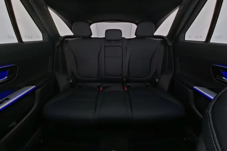 Mercedes-Benz GLC 300 (Clasa GLC) din 2024 cu 45.900 km - oferta MER188046 - foto 7