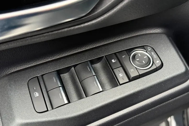 Toyota Land Cruiser din 2024 cu 27.000 km - oferta TOY188047 - foto 14