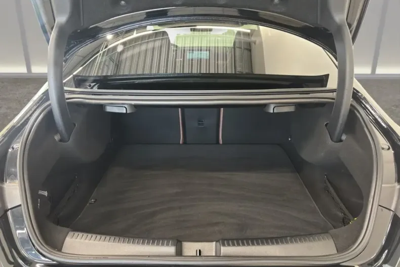 Mercedes-Benz CLA 250 (Clasa CLA) din 2024 cu 7.635 km - oferta MER188050 - foto 14