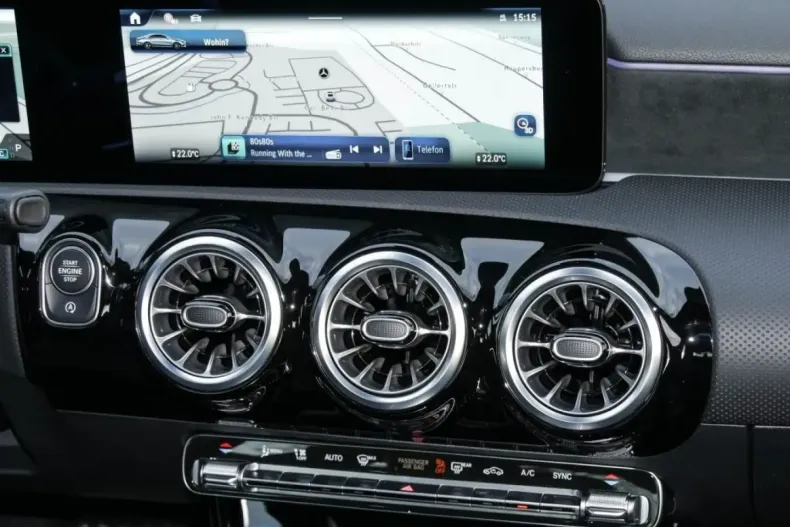 Mercedes-Benz CLA 250 (Clasa CLA) din 2024 cu 8.916 km - oferta MER188051 - foto 7