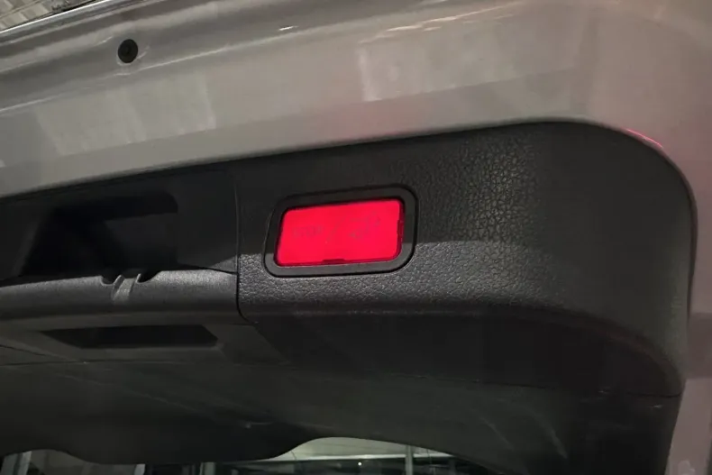 Mercedes-Benz GLB 200 (Clasa GLB) din 2021 cu 59.990 km - oferta MER188057 - foto 10