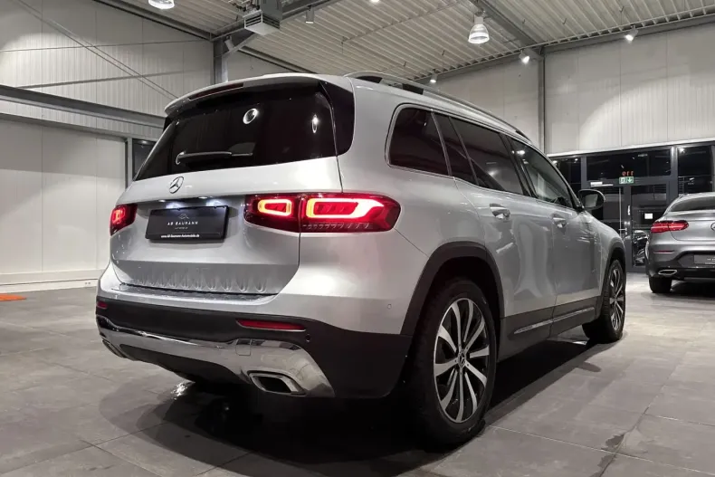 Mercedes-Benz GLB 200 (Clasa GLB) din 2021 cu 59.990 km - oferta MER188057 - foto 12