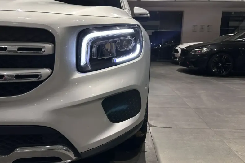 Mercedes-Benz GLB 200 (Clasa GLB) din 2021 cu 59.990 km - oferta MER188057 - foto 15