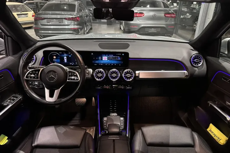 Mercedes-Benz GLB 200 (Clasa GLB) din 2021 cu 59.990 km - oferta MER188057 - foto 17