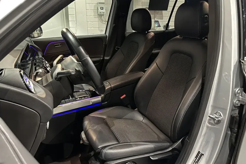 Mercedes-Benz GLB 200 (Clasa GLB) din 2021 cu 59.990 km - oferta MER188057 - foto 20