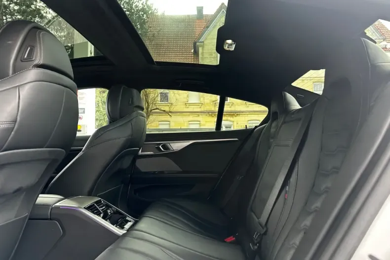 BMW 840 (Seria 8) din 2022 cu 81.900 km - oferta BMW188060 - foto 20