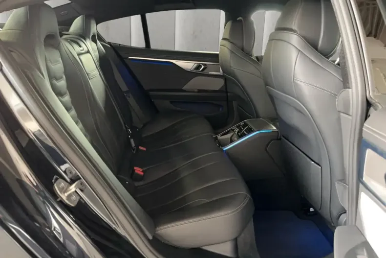 BMW 840 (Seria 8) din 2022 cu 60.480 km - oferta BMW188063 - foto 16