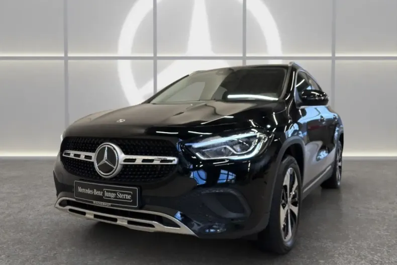 Mercedes-Benz GLA 250 (Clasa GLA) din 2022 cu 42.653 km - oferta MER188064 - foto 1