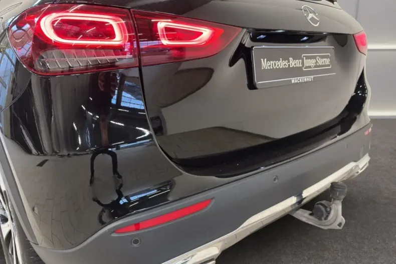 Mercedes-Benz GLA 250 (Clasa GLA) din 2022 cu 42.653 km - oferta MER188064 - foto 16