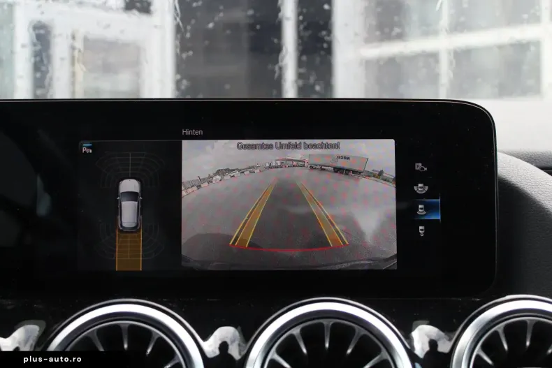 Mercedes-Benz GLA 250 (Clasa GLA) din 2022 cu 83.737 km - oferta MER188068 - foto 12