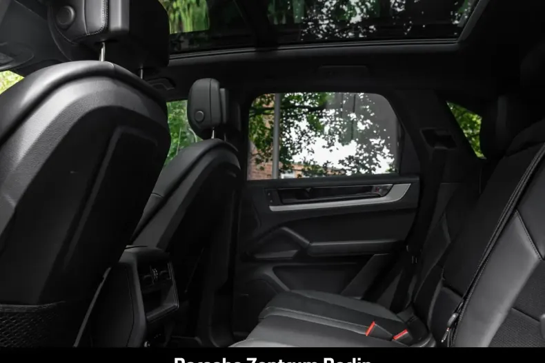 Porsche Cayenne din 2024 cu 19.734 km - oferta POR188086 - foto 7