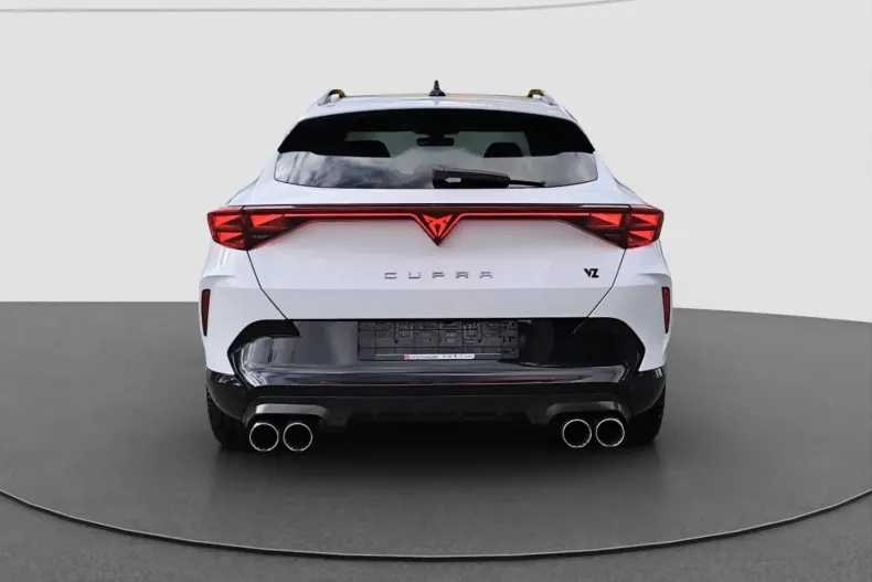 Cupra Formentor din 2025 cu 1.827 km - oferta CUP188091 - foto 6